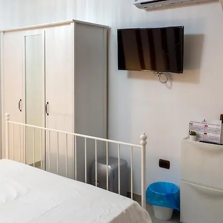 Le 3 Capuzzelle 3* Nápoles